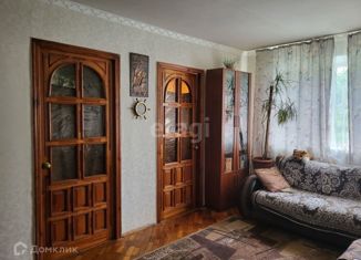 Продается четырехкомнатная квартира, 62 м2, Воронеж, улица Тимирязева, 4А