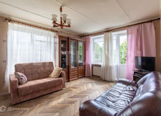 Продаю 1-комнатную квартиру, 32.3 м2, Санкт-Петербург, проспект КИМа, 28, проспект КИМа