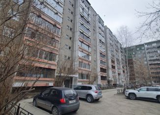 Продаю трехкомнатную квартиру, 64 м2, Екатеринбург, улица Серова, 35, улица Серова