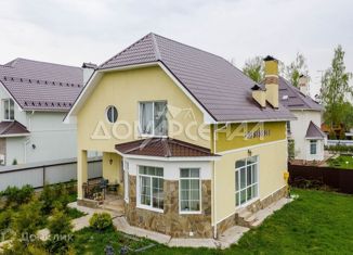 Продаю дом, 210 м2, деревня Уварово