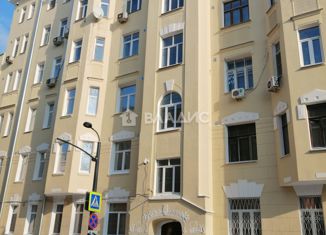 Продается 4-комнатная квартира, 133 м2, Москва, 1-й Басманный переулок, 4, метро Комсомольская