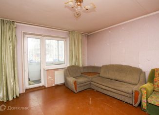 Продаю двухкомнатную квартиру, 56.7 м2, Челябинская область, улица Марченко, 37А