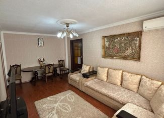 Продам 3-комнатную квартиру, 61 м2, Грозный, улица Сайханова, 70