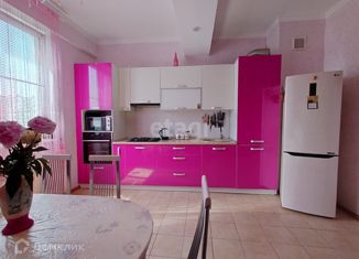 Продается 4-комнатная квартира, 129.4 м2, Алушта, переулок Кругляка, 3