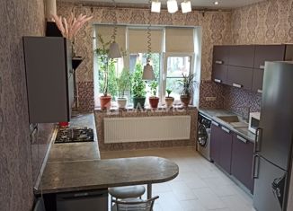 Продам таунхаус, 137.3 м2, деревня Пучково, Троицкая улица, 107к8