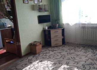 Продам 1-ком. квартиру, 35 м2, поселок городского типа Пролетарий, улица Елисеева, 1