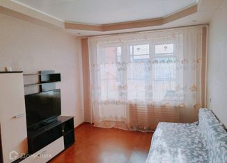 Продается двухкомнатная квартира, 43 м2, Уфа, улица Авроры, 7/4