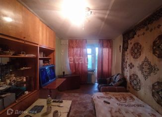 Трехкомнатная квартира на продажу, 60.4 м2, село Чугуевка, улица Комарова, 13
