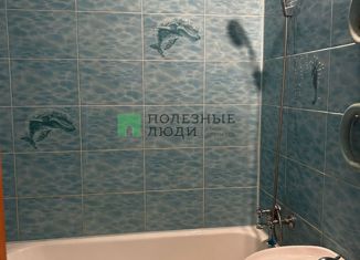 Продам 3-ком. квартиру, 56.1 м2, Курган, проспект Конституции, 64А, жилой район Энергетики