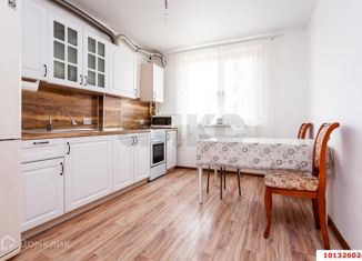 Продам 2-комнатную квартиру, 55.4 м2, посёлок городского типа Яблоновский, улица Гагарина, 192к3