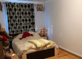 Продаю четырехкомнатную квартиру, 81.7 м2, поселок городского типа Афипский, улица Воронова, 1