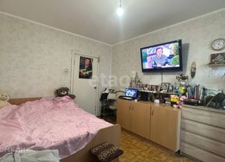 Продажа 3-ком. квартиры, 64.6 м2, Симферополь, улица 60 лет Октября, 28/80, Центральный район