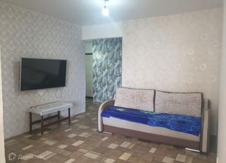 Продаю трехкомнатную квартиру, 63.2 м2, Находка, Северный проспект, 34