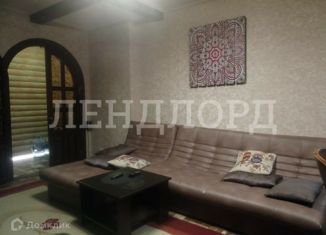 Продаю 3-ком. квартиру, 91 м2, Новочеркасск, Солнечная улица, 1