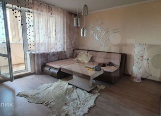 Продается 1-комнатная квартира, 34 м2, поселок городского типа Мирный, улица Сырникова, 27