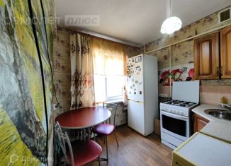 Продам 2-комнатную квартиру, 45 м2, Иркутская область, 15-й микрорайон, 37