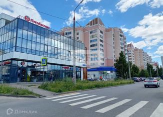 Продам 1-ком. квартиру, 39.9 м2, Казань, Советский район, улица Мамадышский Тракт, 8