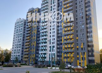 Продаю 3-ком. квартиру, 74 м2, Москва, проспект Вернадского, 58, метро Проспект Вернадского