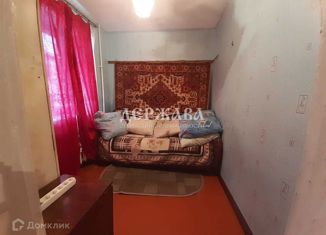 Сдам трехкомнатную квартиру, 40 м2, Старый Оскол, улица Ленина, 43