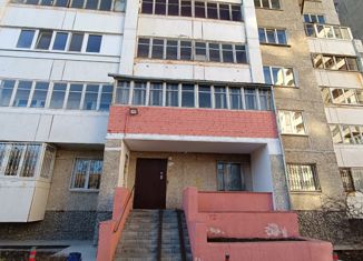 Продаю 2-комнатную квартиру, 70 м2, Свердловская область, Агрономическая улица, 2