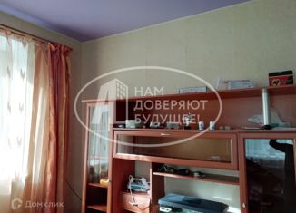 Сдается в аренду 2-ком. квартира, 59 м2, Губаха, проспект Ленина, 6