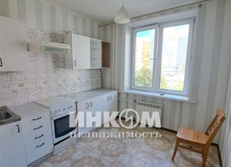 Сдаю 3-ком. квартиру, 75 м2, Москва, Ленинградский проспект, 74к4, район Аэропорт