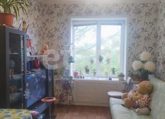 Продается комната, 72.7 м2, Кострома, Фабричный район, улица Островского, 2