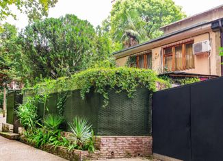 Продаю дом, 144 м2, Сочи, микрорайон Ареда, улица Чебрикова, 32