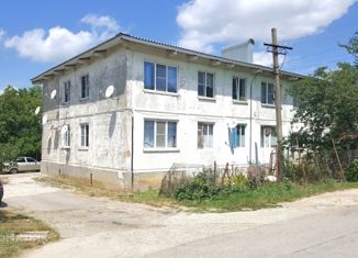 Продаю 2-ком. квартиру, 47.5 м2, поселок Саук-Дере, улица имени Кирова, 11