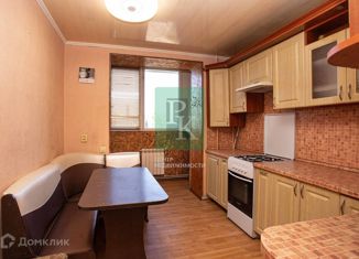 Продажа 2-ком. квартиры, 53 м2, Севастополь, улица Адмирала Юмашева, 17Б, Гагаринский район