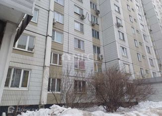 Продаю 2-ком. квартиру, 58 м2, Москва, улица Кедрова, 21, улица Кедрова