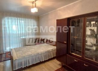 Продается двухкомнатная квартира, 50.4 м2, Астрахань, улица Водников, 8к2