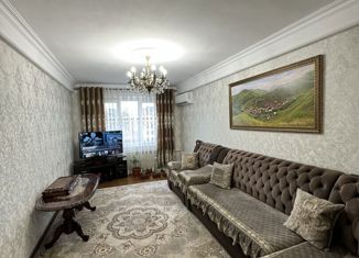 Трехкомнатная квартира на продажу, 75 м2, Махачкала, проспект Амет-Хана Султана, 2Б