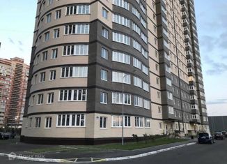 Продается 2-ком. квартира, 64.9 м2, Краснодар, Тополиная улица, 40/1к2, микрорайон Ростовское Шоссе