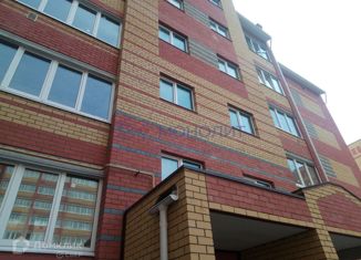 Продам 3-комнатную квартиру, 92 м2, Йошкар-Ола, Фестивальная улица, 66, микрорайон Фестивальный