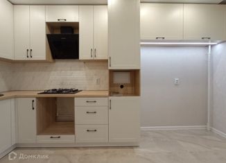 Продаю 1-комнатную квартиру, 42 м2, Йошкар-Ола, улица Марка Евтюхина, 8, микрорайон Дружный