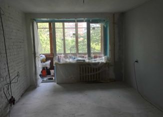 Продам 1-комнатную квартиру, 35 м2, Санкт-Петербург, улица Дыбенко, 15к2, метро Улица Дыбенко