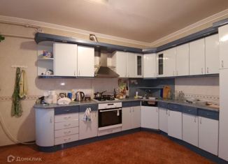 Продается пятикомнатная квартира, 205 м2, Евпатория, проспект Победы, 71