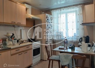 Продается двухкомнатная квартира, 45.3 м2, Воткинск, улица 1 Мая, 9