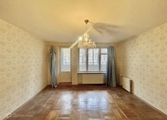 Продаю 3-ком. квартиру, 57.1 м2, Санкт-Петербург, улица Шотмана, 9к1, метро Улица Дыбенко