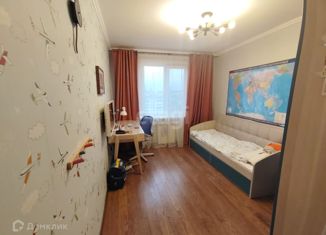 Продажа 2-комнатной квартиры, 57.5 м2, Екатеринбург, улица Серова, 21, улица Серова