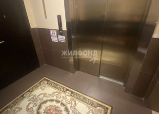 Сдается однокомнатная квартира, 33 м2, Новосибирск, улица Плахотного, 80, улица Плахотного