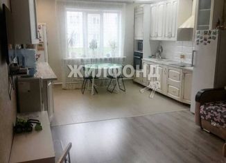 Продаю 1-ком. квартиру, 66.6 м2, посёлок Октябрьский, Локтинская улица, 10