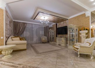 Продаю 3-ком. квартиру, 126.3 м2, Краснодар, Кубанская улица, 45к2, Кубанская улица