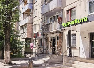 Продается 2-комнатная квартира, 50 м2, Владикавказ, улица Гугкаева, 26к1