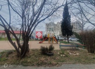 Продажа трехкомнатной квартиры, 110 м2, Севастополь, проспект Героев Сталинграда, 63