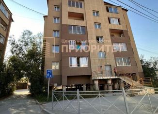 Продам 2-ком. квартиру, 52.3 м2, Саха (Якутия), улица Якова Потапова, 10/2