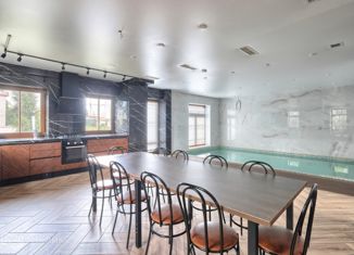 Продаю дом, 350 м2, деревня Новосаратовка, деревня Новосаратовка, 149Б