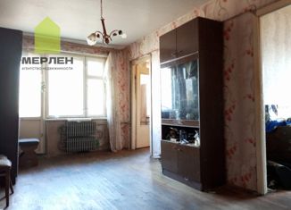 Продается 3-комнатная квартира, 49.2 м2, Сухиничи, улица Марченко, 49