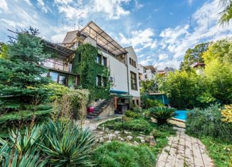 Продается дом, 380 м2, Сочи, Инжирная улица, микрорайон Новый Сочи